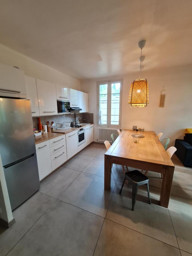Appart Villa Magnolia Villeneuve Les Avignon - Provence Bagian luar foto
